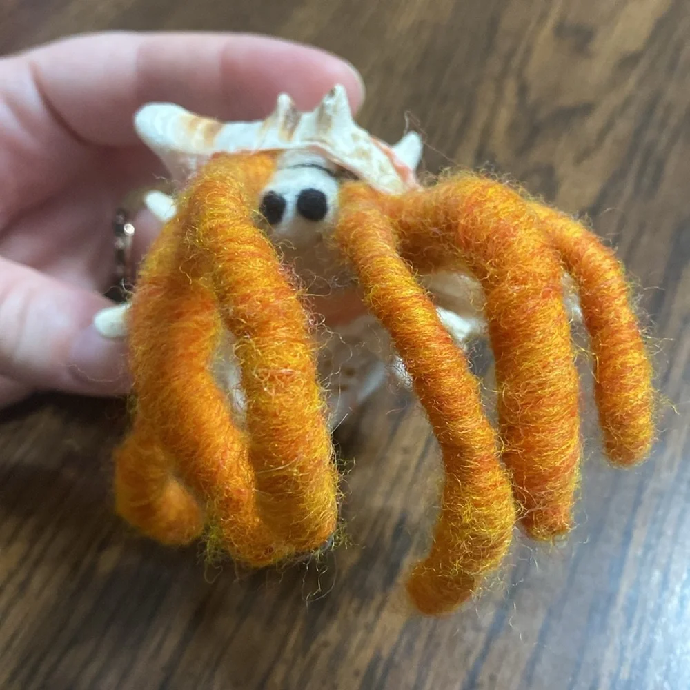 “5/$20” Felted hermit crab in real shell